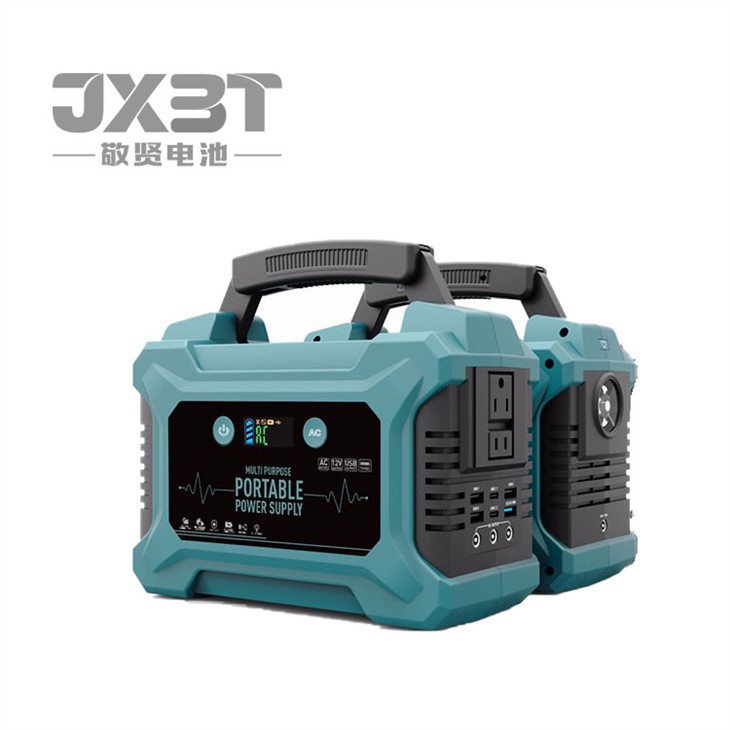 Hordozható kemping tápegység